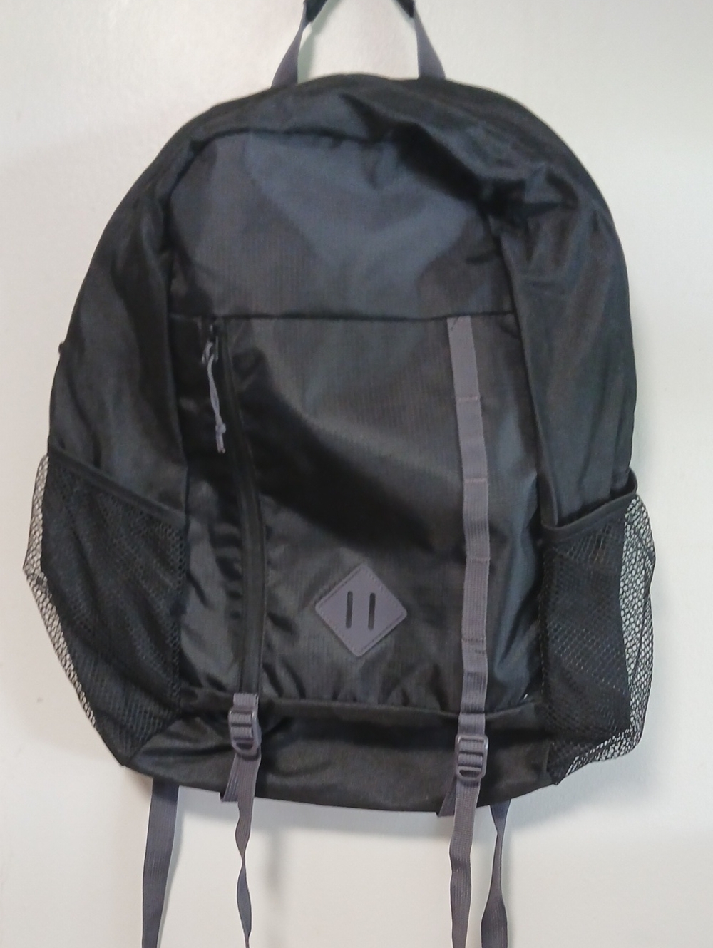 Men's Black Everyday Backpack with Gray Accents